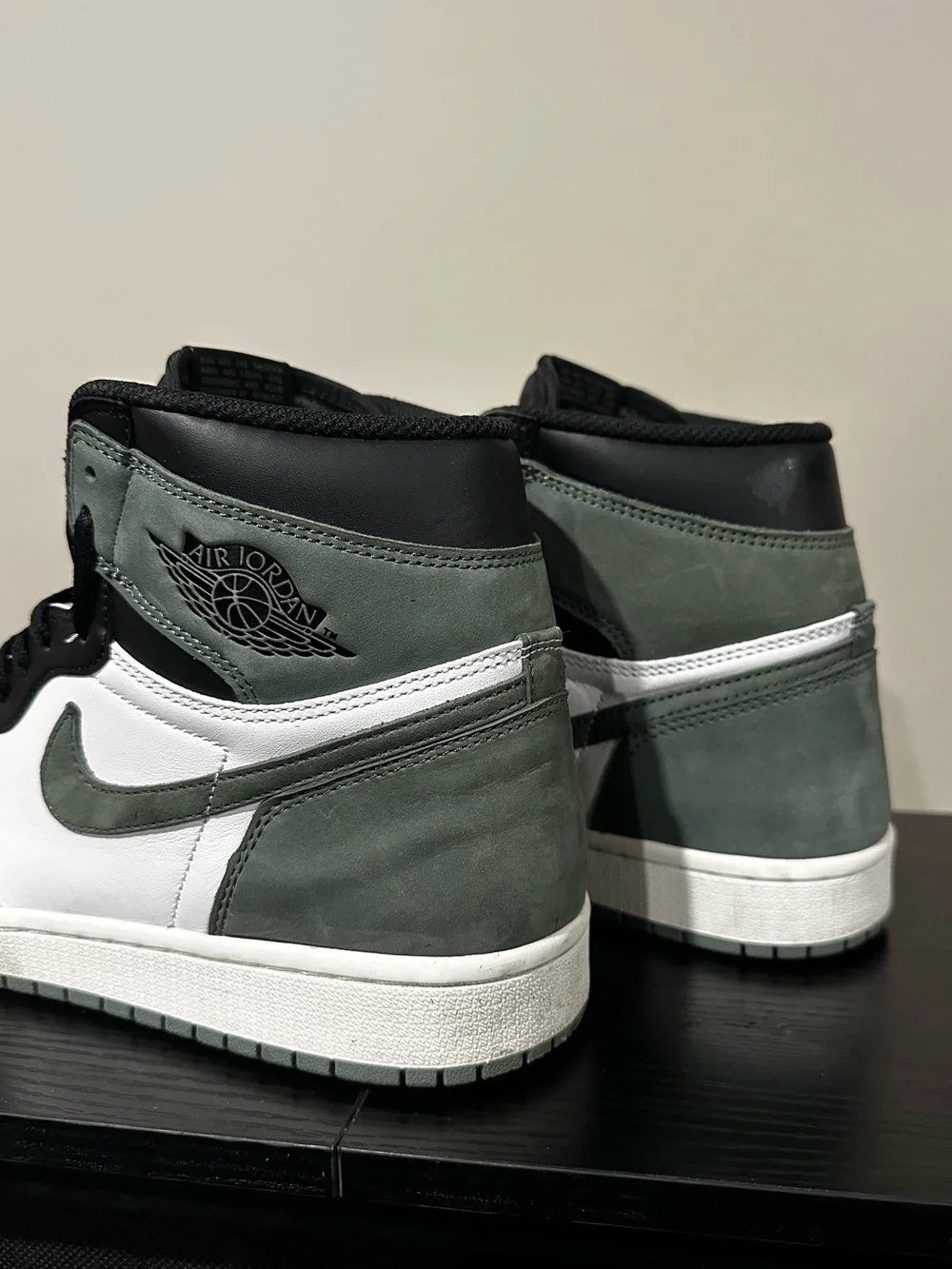 Jordan 1 Retro High Clay Green